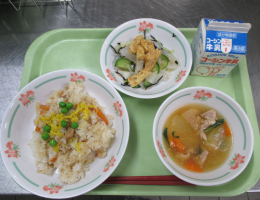 給食