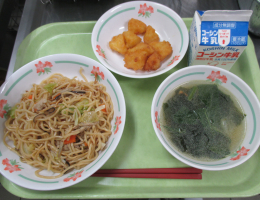 給食