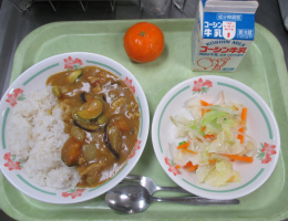 給食