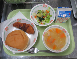 給食