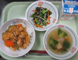 給食