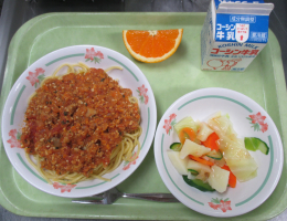 給食