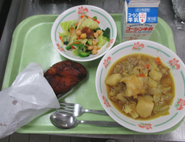 給食