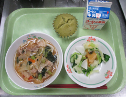 給食