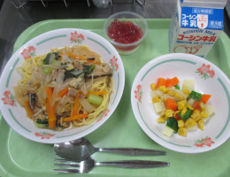 給食