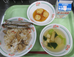 給食