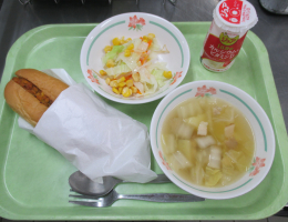 給食