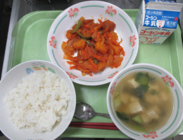 給食