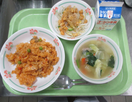 給食