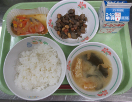 給食
