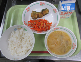 給食