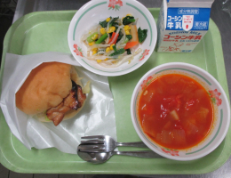 給食