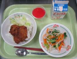 給食