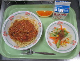 給食