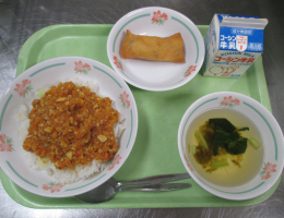 給食
