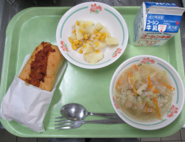 給食