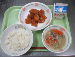 給食