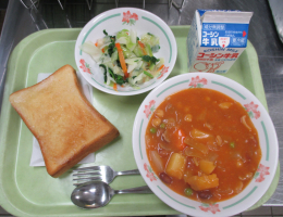 給食