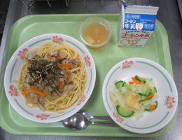 給食