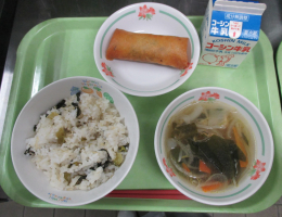 給食