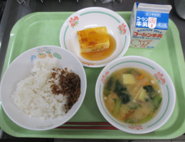 給食