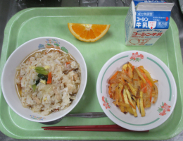給食
