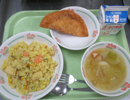 給食
