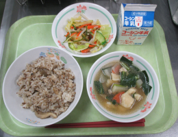 給食