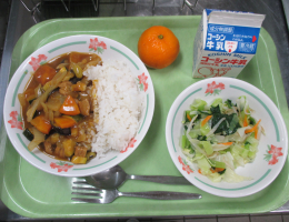 給食
