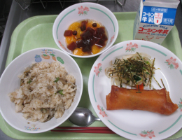 給食