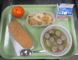 給食