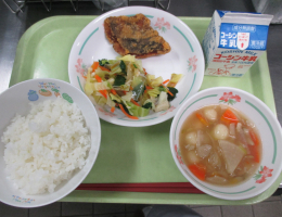 給食