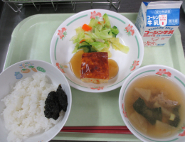 給食