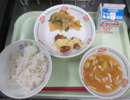 給食