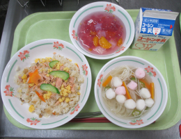 給食