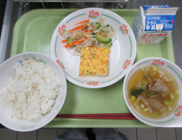 給食