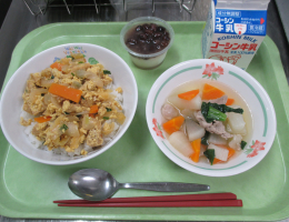 給食