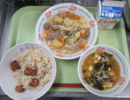 給食