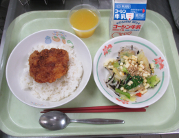 給食