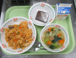 給食