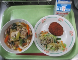 給食