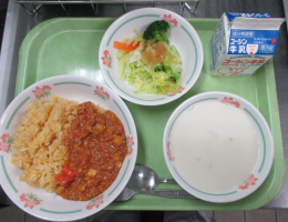 給食