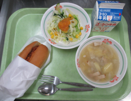 給食