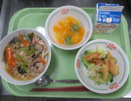 給食