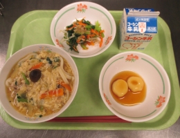 給食