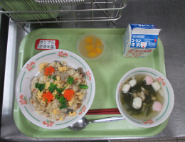 給食