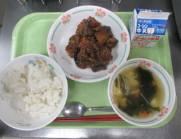 給食
