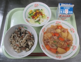給食