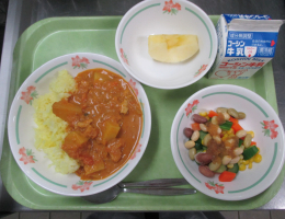 給食
