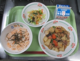給食
